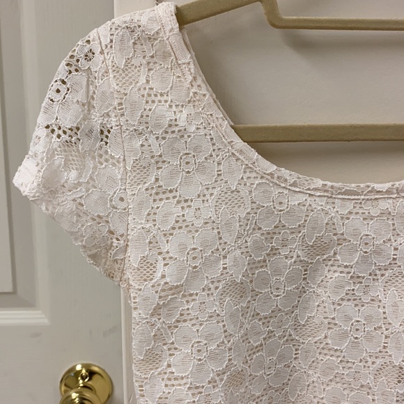 lace crop top - Picture 3 of 5